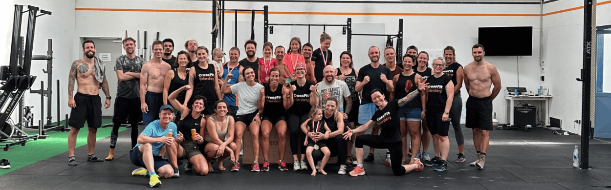 Sport Fitness CrossFit Gruppentraining Spass